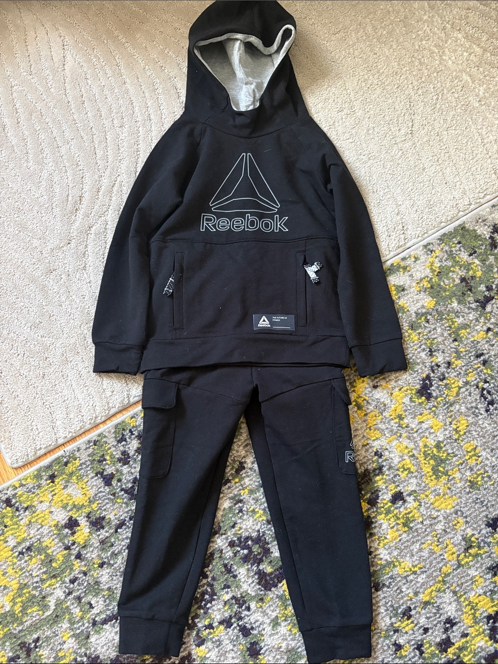 Reebok sweat set scuba hoodie and cargo pants